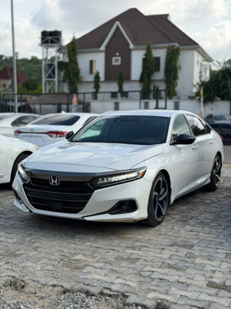 CLEAN FOREIGN USED 2021 HONDA ACCORD SPORT  PRICE: 25.5M