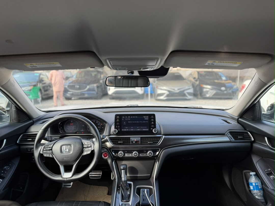 
								CLEAN FOREIGN USED 2021 HONDA ACCORD SPORT  PRICE: 25.5M full									