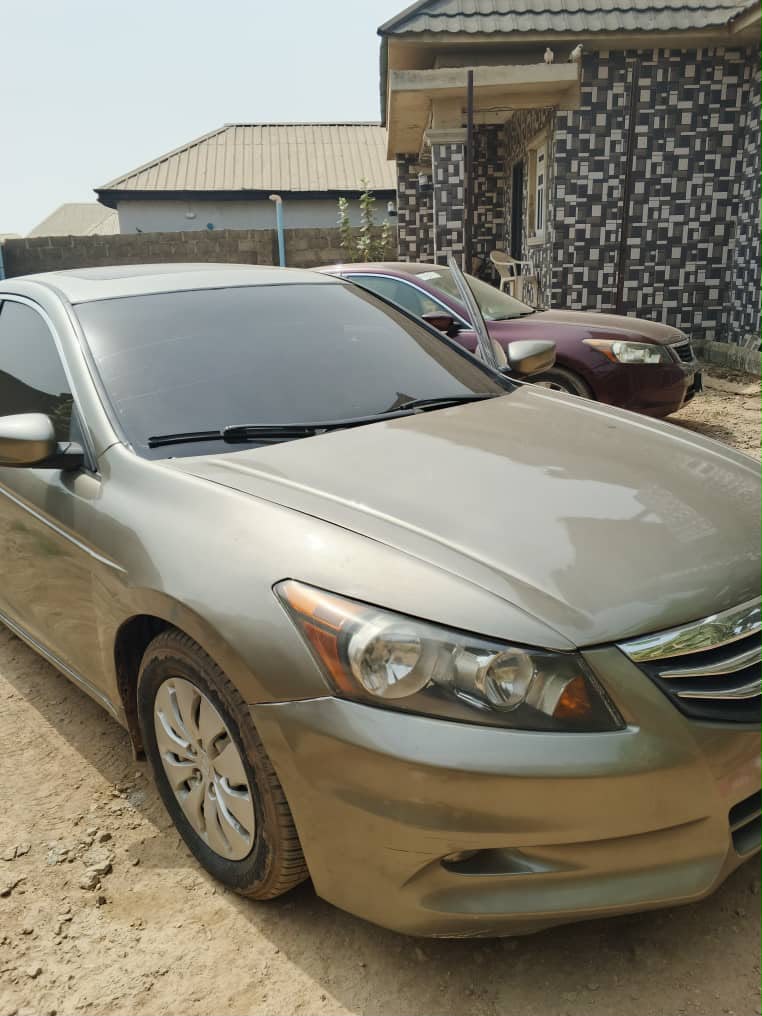 
								PREOWNED HONDA ACCORD 2012 EX🇳🇬  ORIGINAL DUTY📃  PRICE: 6M 💰  ABUJA DEAL 📍  NATIONWIDE DELIVERY full									