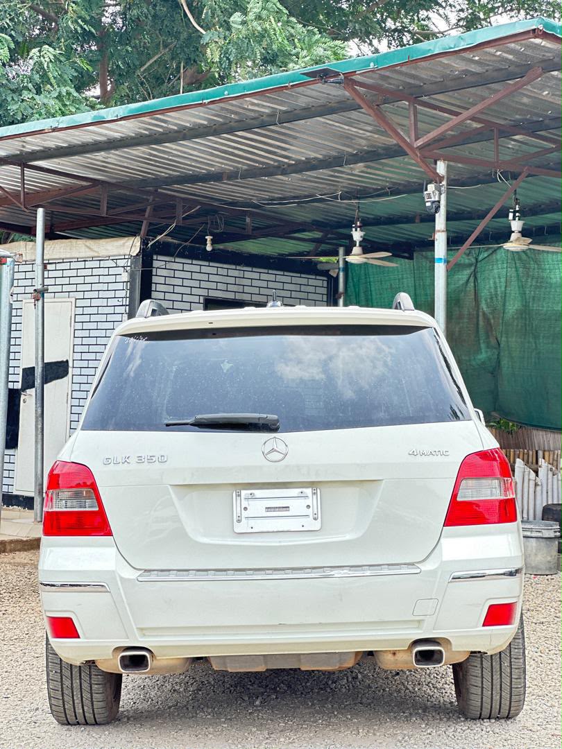 
								Foreign used 2011 GLK350 Benz for 15.5m Abuja full									