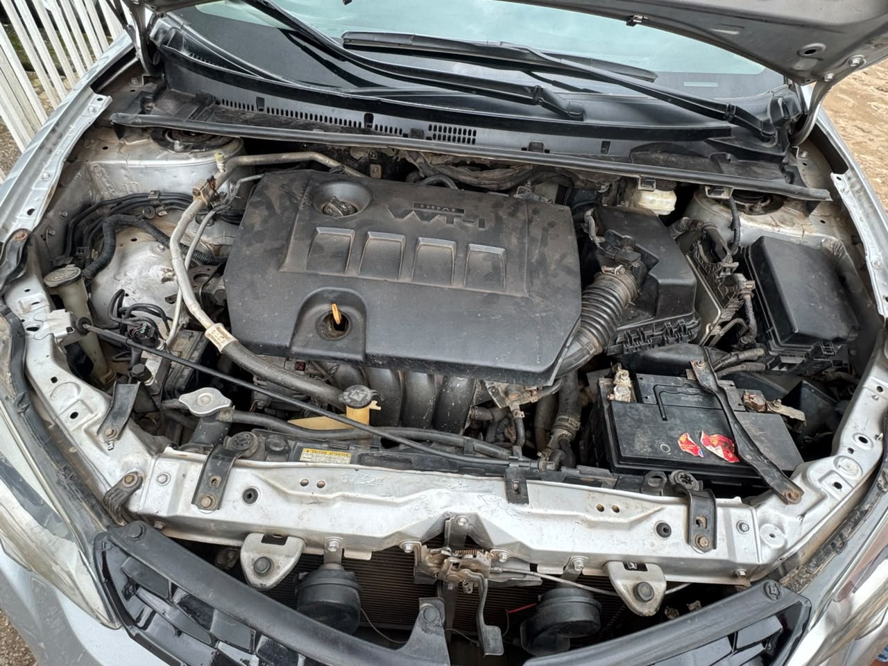 
								Distress sale Corolla 2014 is available price 9.5 million full									