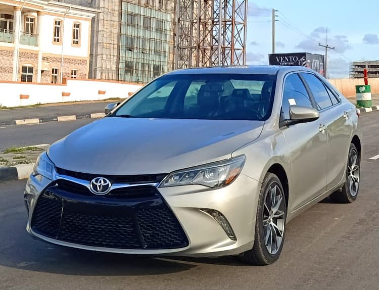 
								FOREIGN USED 2016 TOYOTA CAMRY XSE FULLEST OPTION V6 WITH ORIGINAL CUSTOM DUTY GOING FOR 18M ABUJA DEAL full									