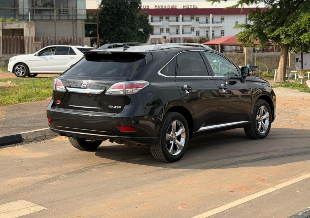 
								FOREIGN USED 2014 LEXUS RX350 NOTHING TO FIX WITH ORIGINAL CUSTOM DUTY FULLY PAID GOING FOR 23.5M ABUJA DEAL full									