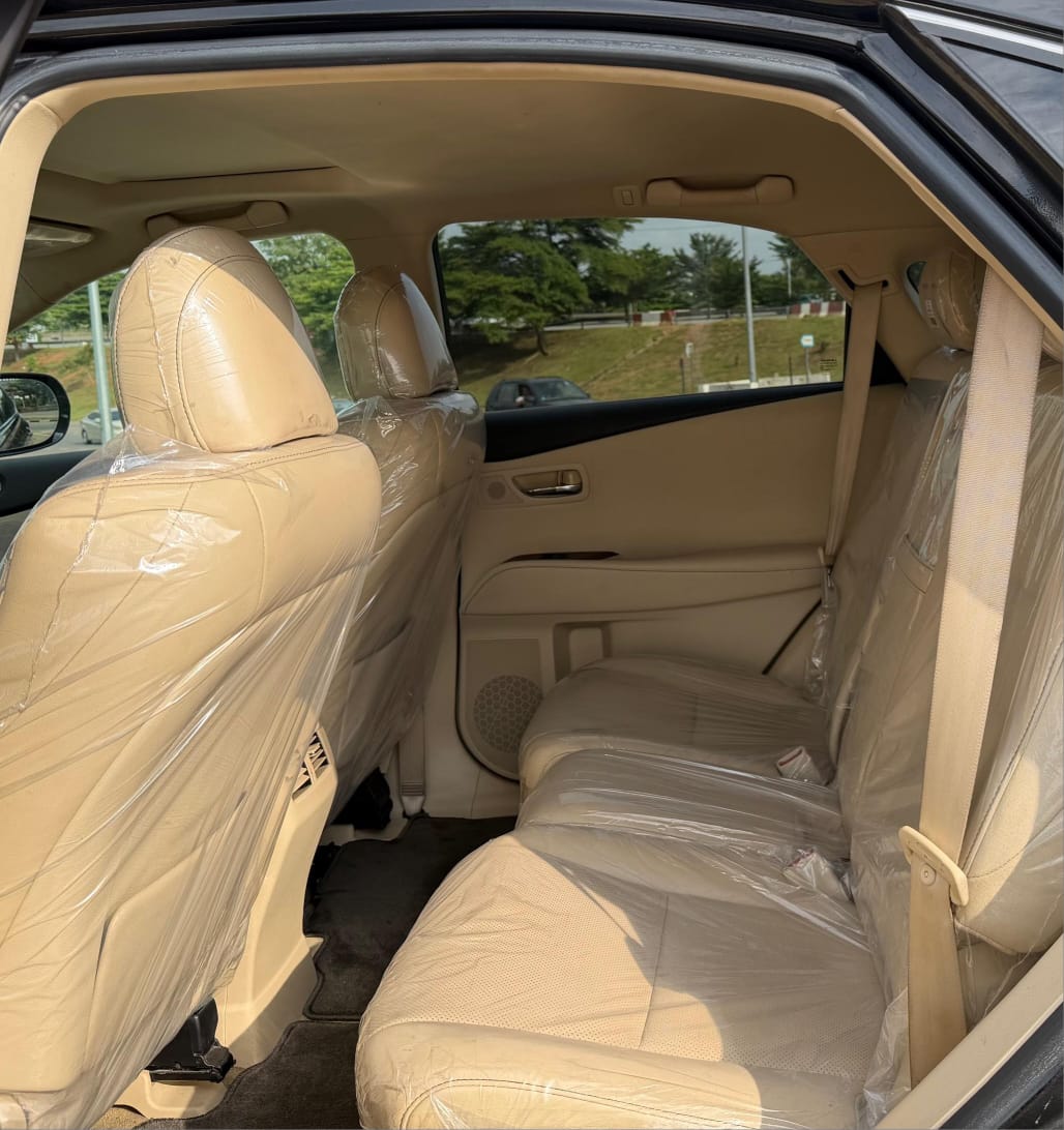 
								FOREIGN USED 2014 LEXUS RX350 NOTHING TO FIX WITH ORIGINAL CUSTOM DUTY FULLY PAID GOING FOR 23.5M ABUJA DEAL full									