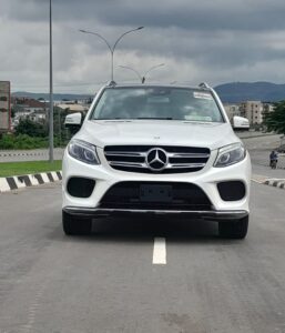 FOREIGN USED 2016 GLE400 FULLEST OPTION ACCIDENT FREE IN PRISTINE CONDITION NOTHING TO FIX WITH ORIGINAL CUSTOM DUTY FULLY PAID GOING FOR 37M ABUJA DEAL