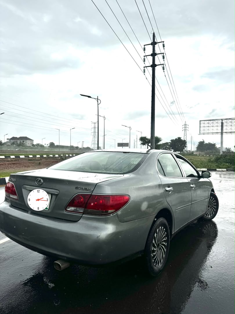 
								Giveaway Deal‼️‼️‼️ Carefully Used Lexus Es330 car is in pristine condition untouched engine and gear Ac chilling with proper documentation going for just 4.2m Last to my pockets Add sambo with me Lugbe Abuja📍 ZERO CHAIN DEAL full									