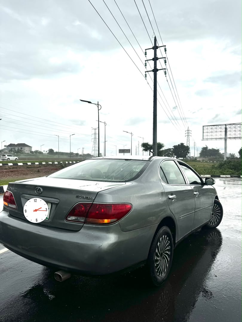 
								Giveaway Deal‼️‼️‼️ Carefully Used Lexus Es330 car is in pristine condition untouched engine and gear Ac chilling with proper documentation going for just 4.2m Last to my pockets Add sambo with me Lugbe Abuja📍 ZERO CHAIN DEAL full									