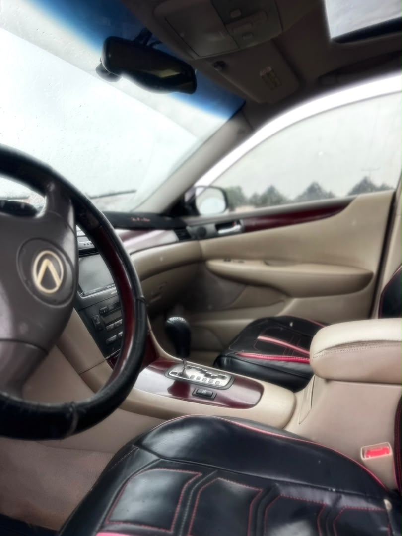 
								Giveaway Deal‼️‼️‼️ Carefully Used Lexus Es330 car is in pristine condition untouched engine and gear Ac chilling with proper documentation going for just 4.2m Last to my pockets Add sambo with me Lugbe Abuja📍 ZERO CHAIN DEAL full									