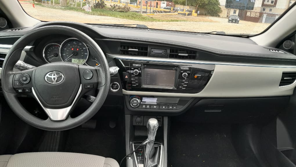 
								FOREIGN USED 2015 TOYOTA COROLLA, SUNROOF  KEYLESS ENTRY UNTAMPERED SYSTEM WITH CUSTOM DUTY FULLY PAID GOING FOR 15.5M ABUJA DEAL full									