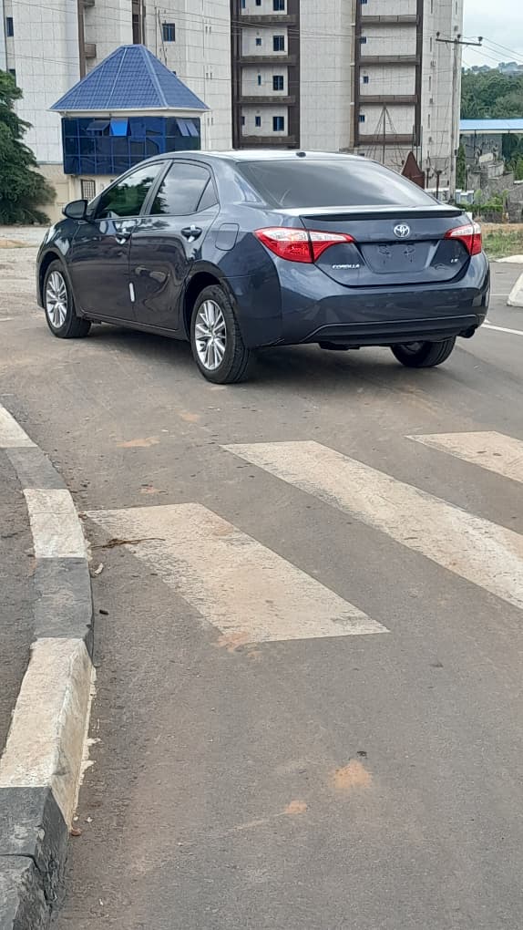 
								FOREIGN USED 2015 TOYOTA COROLLA, SUNROOF  KEYLESS ENTRY UNTAMPERED SYSTEM WITH CUSTOM DUTY FULLY PAID GOING FOR 15.5M ABUJA DEAL full									