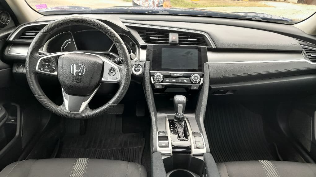 
								FOREIGN USED 2016 HONDA CIVIC WITH ORIGINAL CUSTOM DUTY UNTAMPERED SYSTEM GOING FOR 14.7M ABUJA DEAL full									
