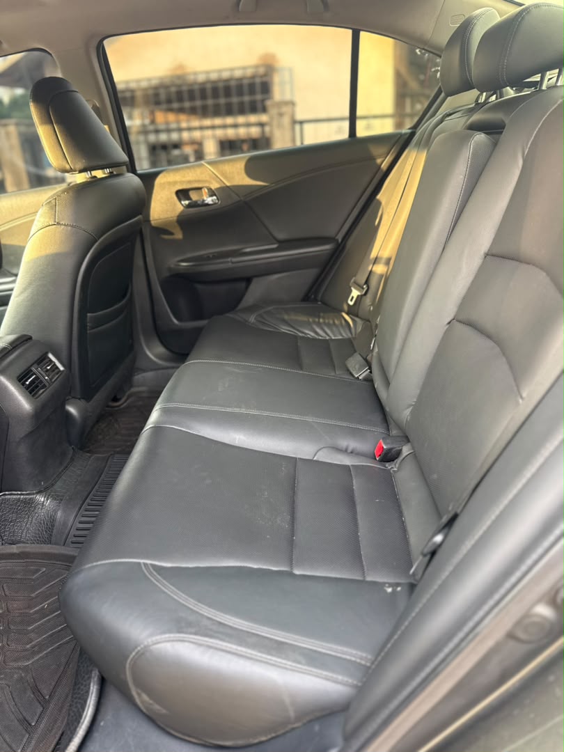 
								Extremely Clean Used Honda Accord 2014 V6 Engine for just 9.9m Abuja full									