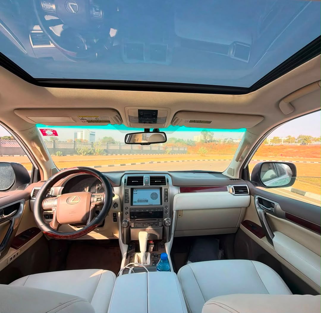 
								SUPER DISTRESS!!! OFFER LASTS FOR FEW HOURS ONLY!  EXTREMELY CLEAN USED 2011 LEXUS GX 460 WITH FULL CUSTOM DUTY GOING FOR JUST 15.5m Abuja full									