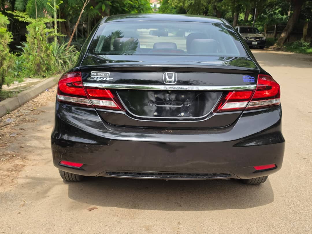 
								Distress Alert: Extremely clean First body foreign used 2014 honda LX civic going for just 11m July 2026 Duty full									