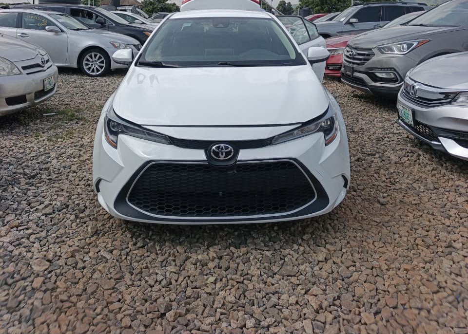 
								Direct Belgium 2020 Toyota Corolla LE  Excellent condition Recent duty.  Price. 19m LCT: Abuja full									