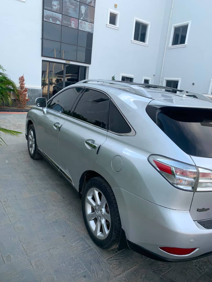 
								Belgium grade Lexus Rx350 2011 model With unscrew engine and gear  Factory fitted Ac In a buy and drive condition  Going for 11.5m to owner  Location 📍Abuja owner house 🏡  Buyer settles 300k full									