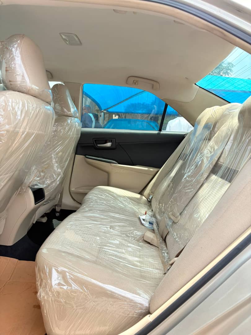 
								Distress Sale!!!!  2014 Camry LE direct Belgium going for just 11.5M full									