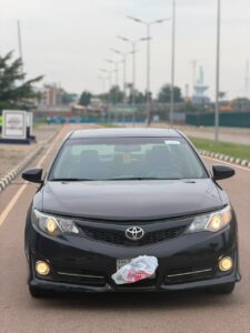 NEATLY USED TOYOTA CAMRY SE 2013 KEYLESS[2] Alcantara seat MOONROOF 4cylinder 10,500,000