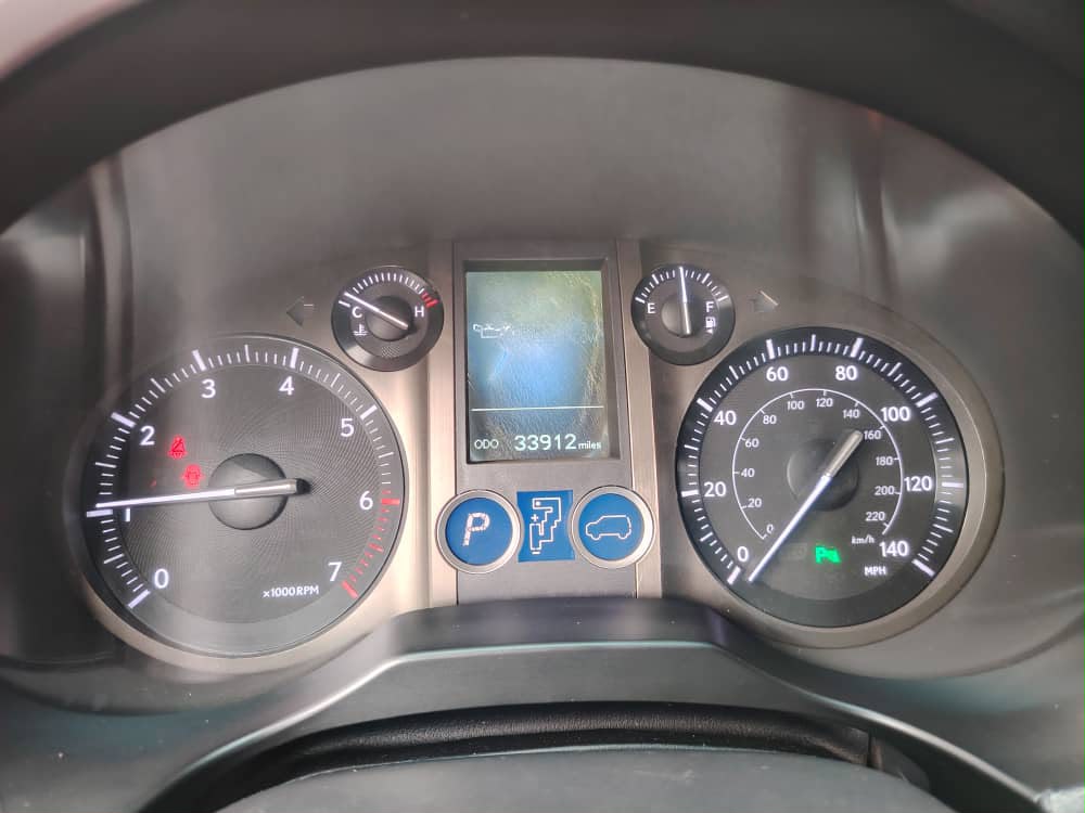 
								Distress distress distress 2020 Foreign used GX 460   With original custom duty  Going for just 45m  Abuja deal full									