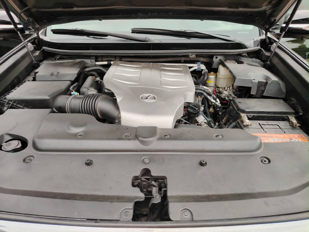 
								Distress distress distress 2020 Foreign used GX 460   With original custom duty  Going for just 45m  Abuja deal full									