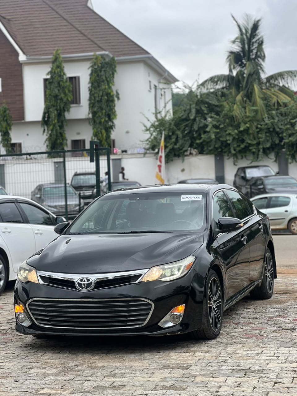 
								DIRECT BELGIUM 2015 AVALON XLE. FULL OPTION  BUY AND DRIVE. 📍ABUJA 💰17M full									
