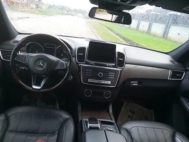 
								Distress!!!!!!!!!!! GLE350 2016 MB Engine and gear untempered  Zero error code  Ac chilling  All components still in factory mode  Price: 23m buyer settles 300k Abuja deal. full									