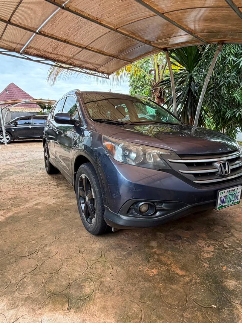 
								HOT 🥵 DISTRESS 🔌 HONDA CR-V 2013 SUNROOF, UNTEMPERED ENGINE AND GEAR AC CHILLING 🥶 PRICE 👉 9.5M NET BUYER SETTLE 300K ABUJA DEAL full									