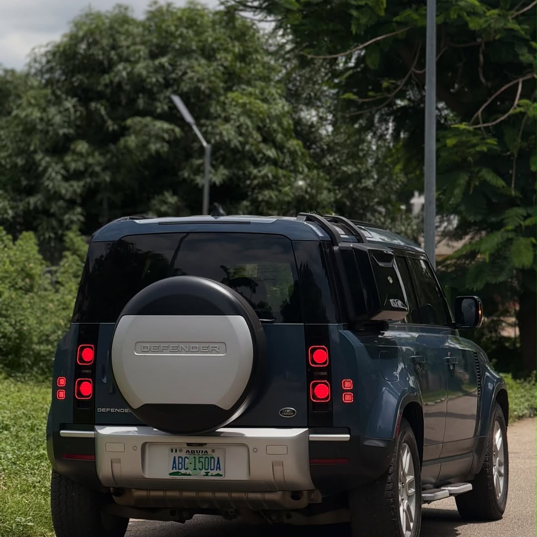 
								BRAND NEW DEAL  Brand new Toyota Landcruiser 2019 (1K MILES)   Paid Duty📃  PRICE: N90M   Abuja deal📍  Nationwide Delivery full									