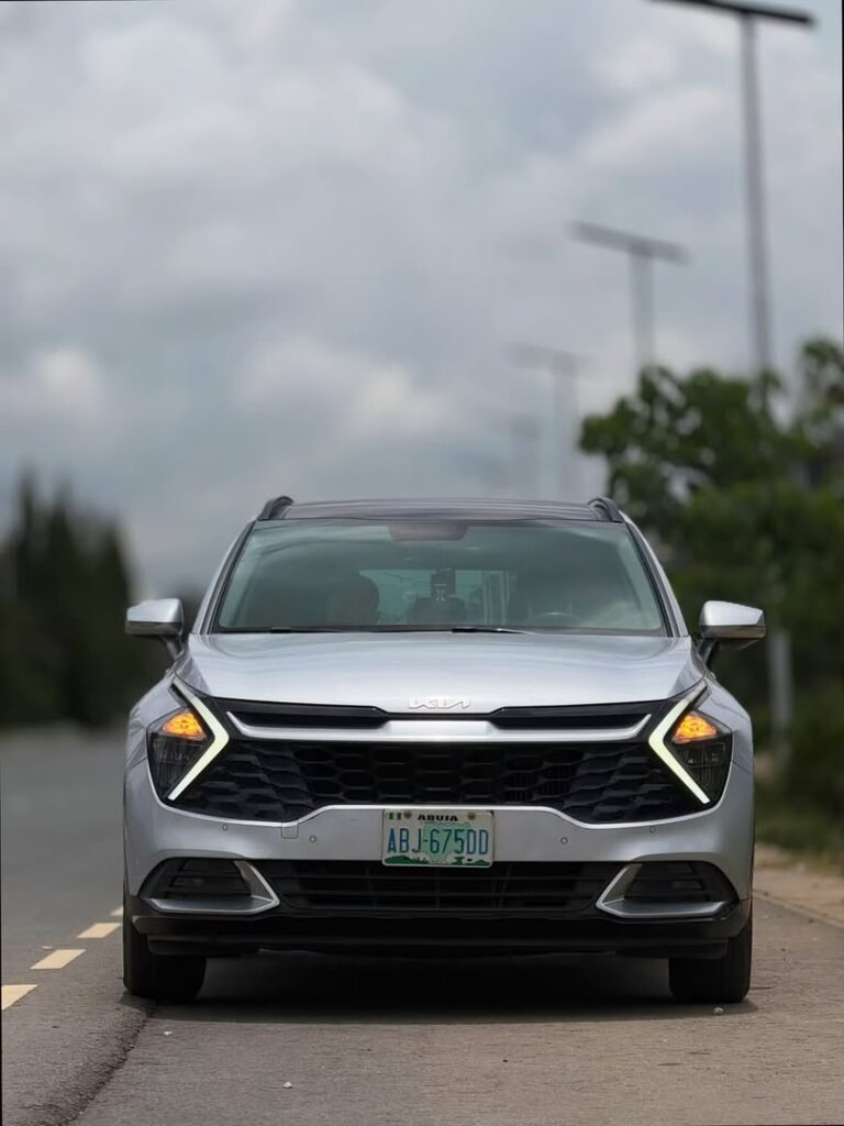 VERY GOOD DEAL  Kia Sportage 2023 Model Clean Nigerian Pre-Owned N30,000,000  📍Abuja Nationwide Delivery🌍 Dm For More Enquiries