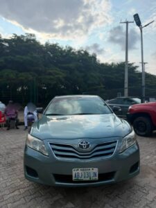 Neatly used Belgium standard 2010 Camry LE with untempered 4plug engine and gear with clear duty 🏷️7.8M