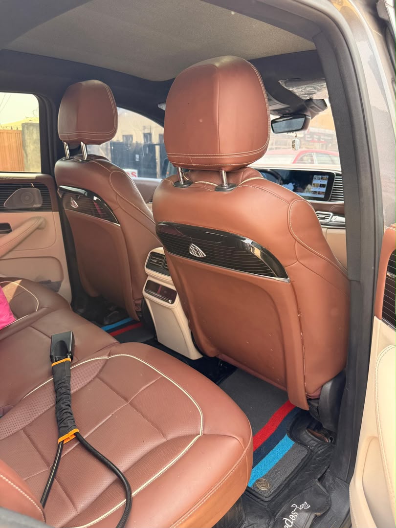 
								distress 2023 GLE Mercedes Benz (2017 on belt upgrade) bought toks in January 2026 going for 36.5M ABUJA full									