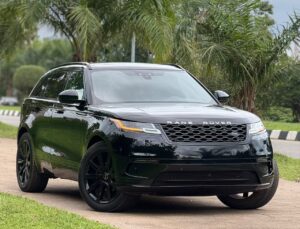 FOREIGN USED 2019 RANGE ROVER VELAR🚘  Drive excellence today—own the SUV that turns heads everywhere💥  PRICE; 55M OnLy💰   Luxury meets performance in one stunning SUV. Sleek design, premium interior, smooth ride, and unmatched road presence.   AbuJa LoKaTioN
