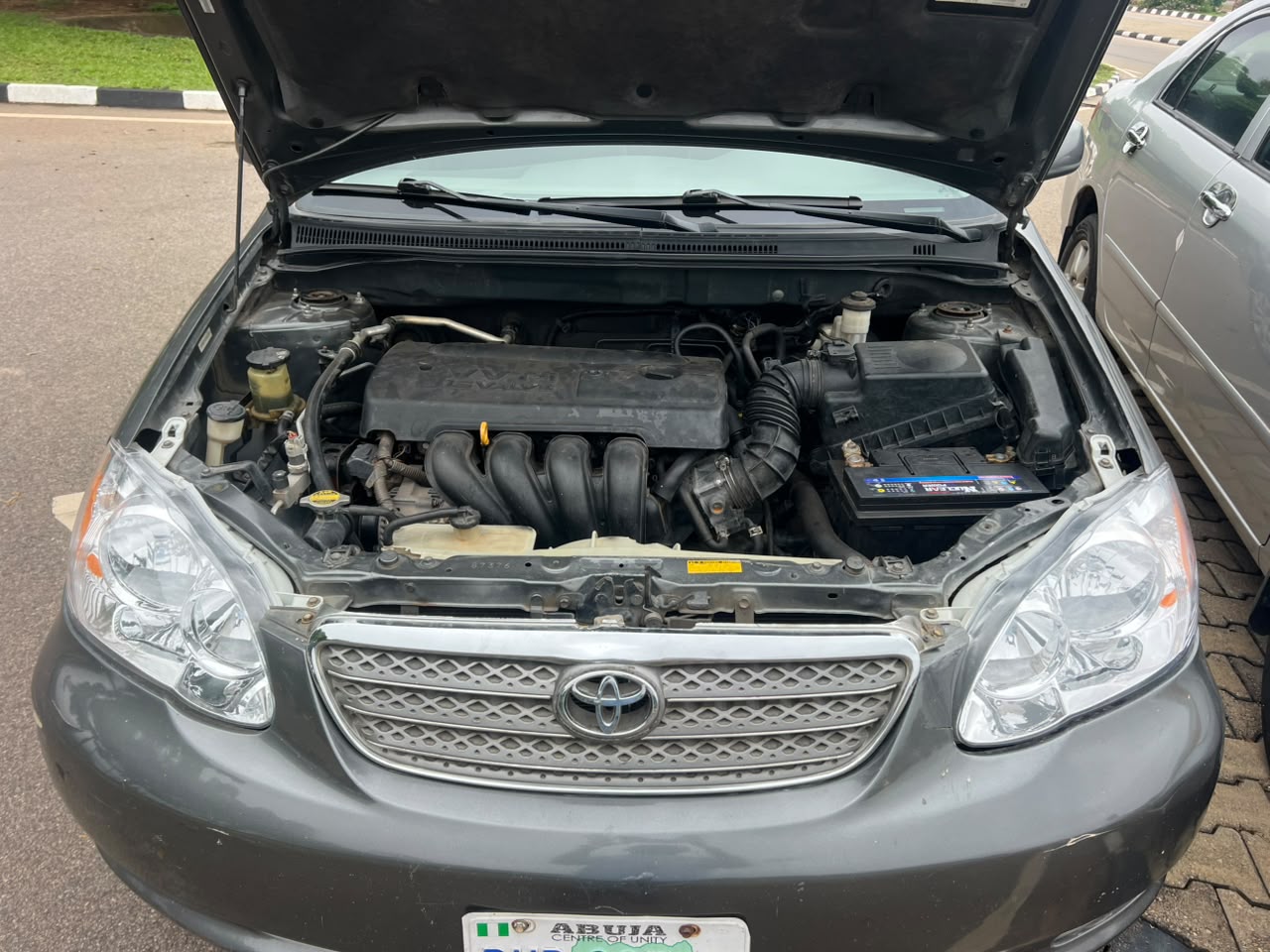 
								Super sharp Toyota Corolla 2006 engine and gearbox untempered AC chilling  Going for 5.9m abujadeal full									
