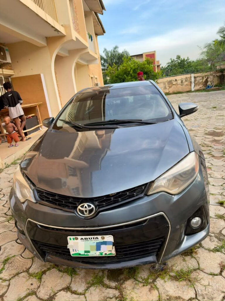 DISTRESS SALE 💥 2015 Corolla – N7.5m only in Gwarimpa, Abuja