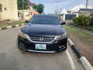 2013 honda acord very sharp going for 8M location gsm village wuse zone 1 abuja