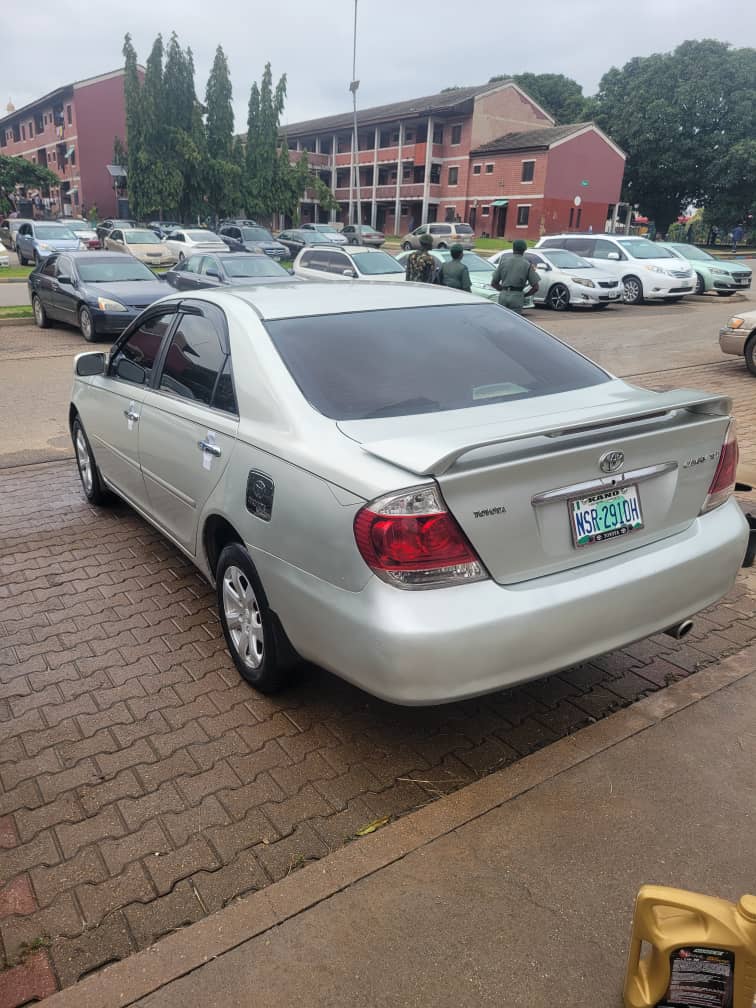 
								2013 Honda Accord very sound and new, 4cyl, Manual transmission.  7.9m Abuja full									
