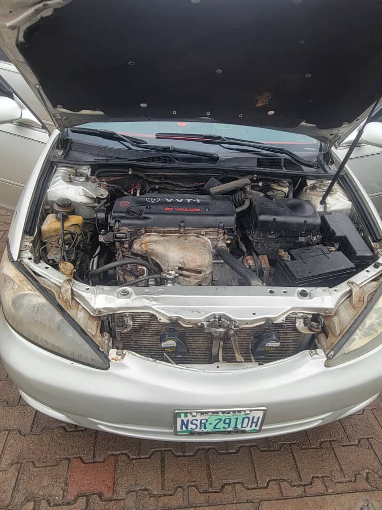 
								2013 Honda Accord very sound and new, 4cyl, Manual transmission.  7.9m Abuja full									