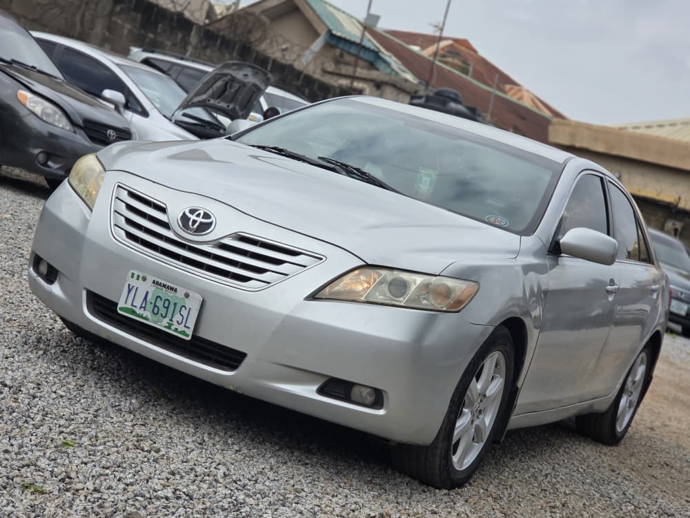 
								Belgium standard few months used firstbody 2010 model with untampered engine and gear Ac Factory fitted  Full option keyless Thumbstart open roof  👉6.5m buyer settle 100k Location Abacha road Nyanya Abuja deal Car is with me directly full									