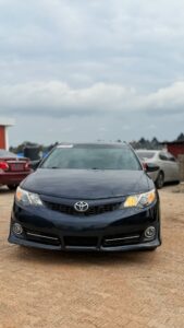 FOREIGN USED 2013 TOYOTA CAMRY SE WITH KEY ENTRY V4 ENGINE LEATHER SEATS UNTEMPERED SYSTEM AND VERIFIED DUTY VALID FOR 13.5 MILLION NAIRA ONLY