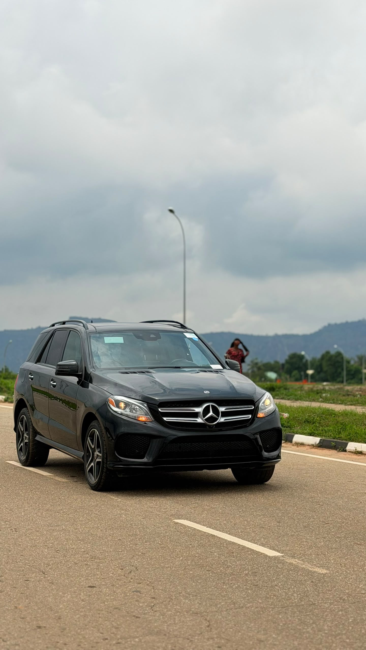 
								FOREIGN USED 🇺🇸 2018 GLE 350 WITH FULL PANORAMIC ROOF PUSH TO START LEATHER SEATS REVERSE CAMERA ETC AND VERIFIED DUTY VALID FOR 35 MILLION NAIRA ONLY full									