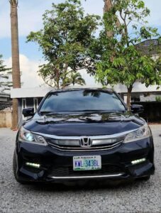Super distress Honda accord 2013 upgraded to 2016 with untempered engine and gear, and chilling ac. Going for 8.5m. Location: Abuja, Gwarinpa!