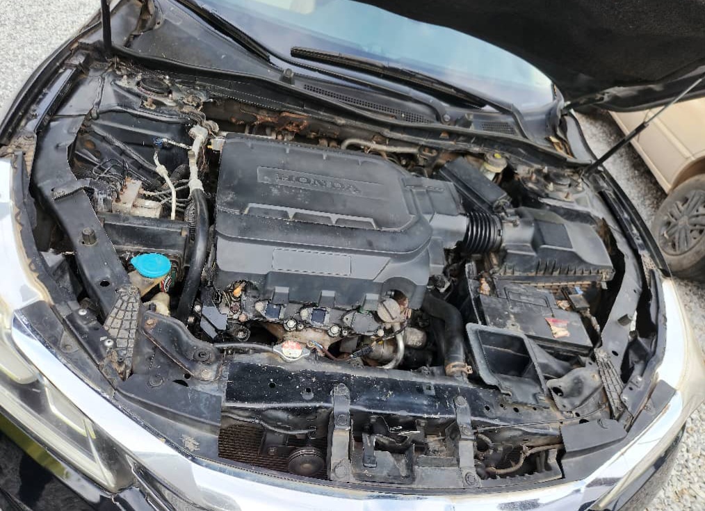 
								Super distress Honda accord 2013 upgraded to 2016 with untempered engine and gear, and chilling ac. Going for 8.5m. Location: Abuja, Gwarinpa! full									