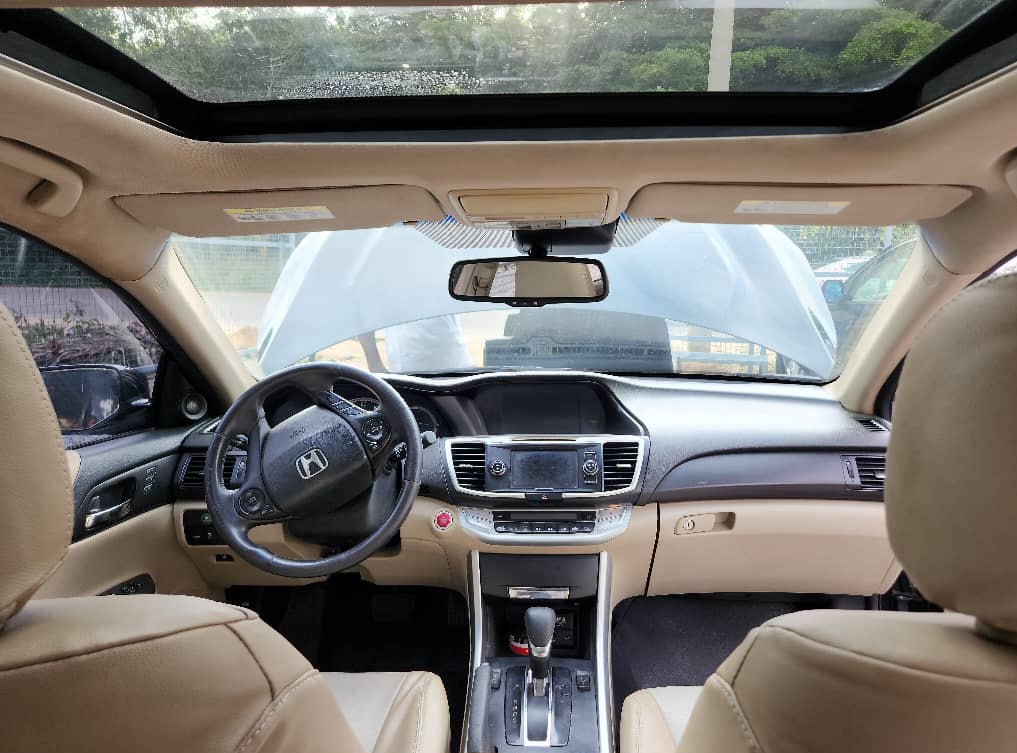 
								Super distress Honda accord 2013 upgraded to 2016 with untempered engine and gear, and chilling ac. Going for 8.5m. Location: Abuja, Gwarinpa! full									