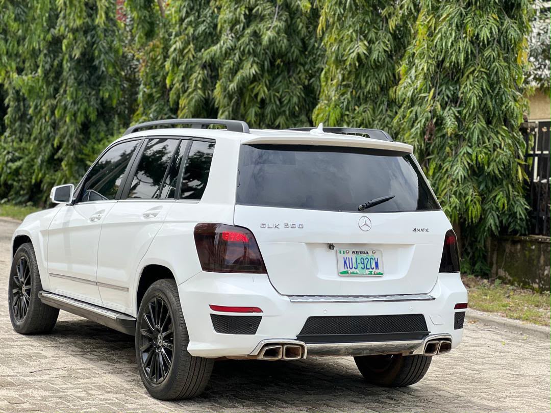 
								Hot new deal of GLK 2012 Fullest option  Untampered Engine  Belgium standered  Owners House  Give away price 10,500,000 only  Hurry before you hear sold out !!!!!!! full									