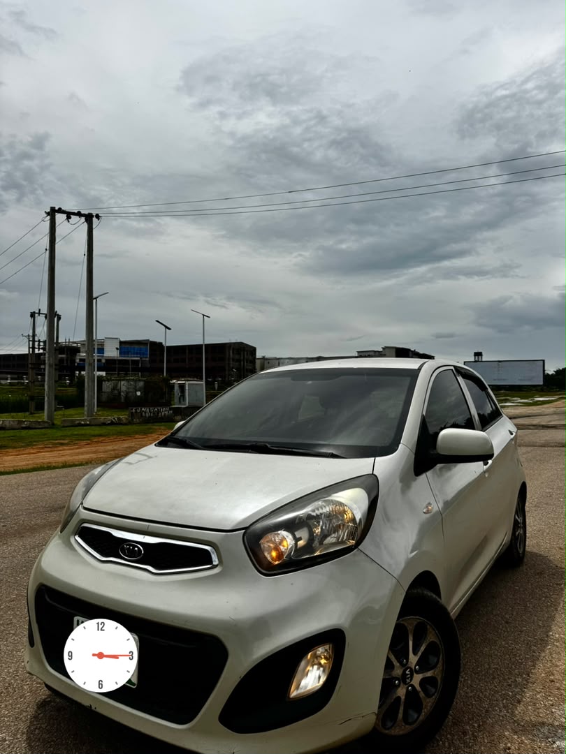 
								Giveaway Deal‼️‼️‼️ Carefully Used 2012 Kia Morning car is in pristine condition with duty going for just 5.7m Net with 200k sambo with me Lugbe Abuja📍 ZERO CHAIN DEAL full									