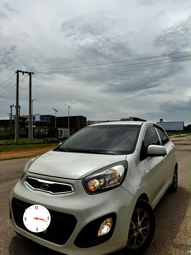 
								Giveaway Deal‼️‼️‼️ Carefully Used 2012 Kia Morning car is in pristine condition with duty going for just 5.7m Net with 200k sambo with me Lugbe Abuja📍 ZERO CHAIN DEAL full									