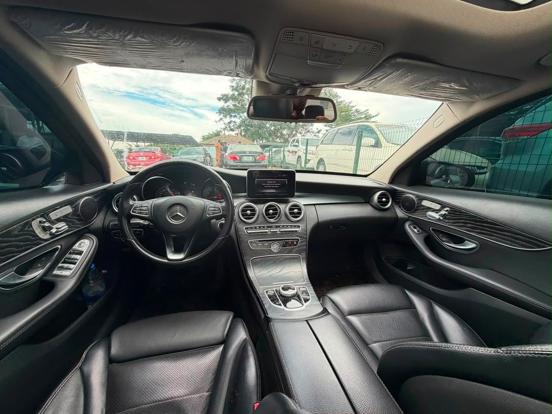 
								Massive sharp deal 2016 C300 available 13.5m net full									