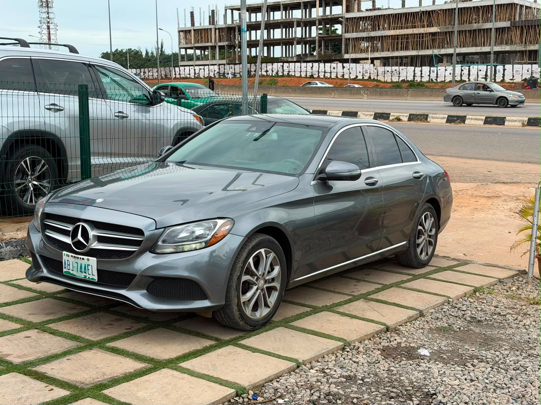 
								Massive sharp deal 2016 C300 available 13.5m net full									