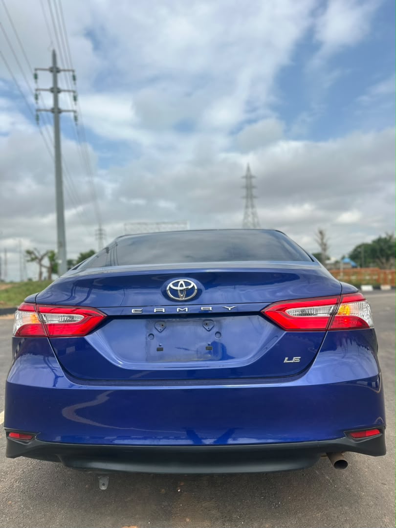 
								Giveaway Deal‼️‼️‼️ (101k Mileage) Foreign Used V4 2018 Camry LE car is in pristine condition (Pure Accident Free) with 2026 may entry duty going for just 23.5m Net with me Lugbe Abuja📍 ZERO CHAIN DEAL full									