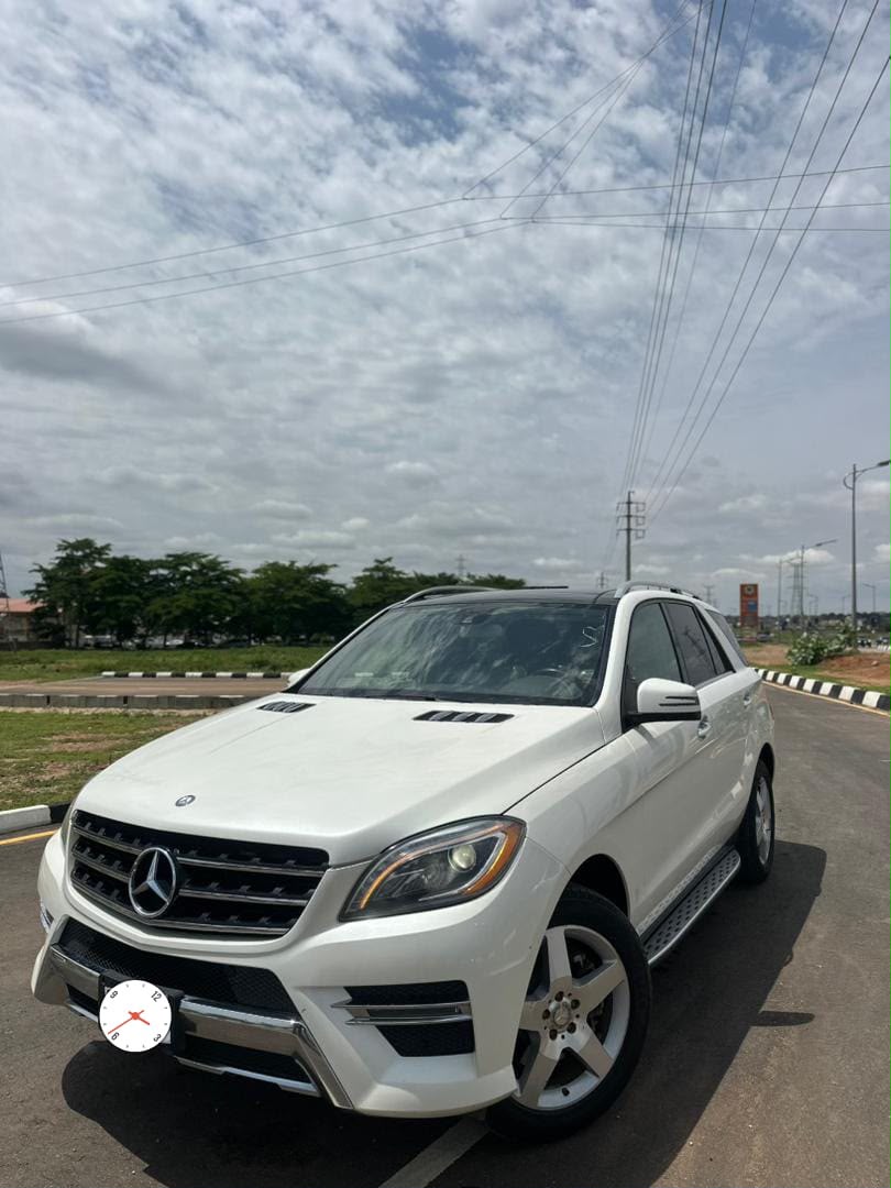 
								Giveaway Deal‼️‼️‼️ (152k Mileage) Grade A Foreign Used 2015 on belt Mbenz Ml400 car is in pristine condition (Pure Accident Free) Full Option (Keyless, Power Boot, Double Pano Roof, Mini Freezer & More) with 2026 May Entry Duty going for just 30m with only 1m sambo with me (Moveable) Lugbe Abuja📍 ZERO CHAIN DEAL full									